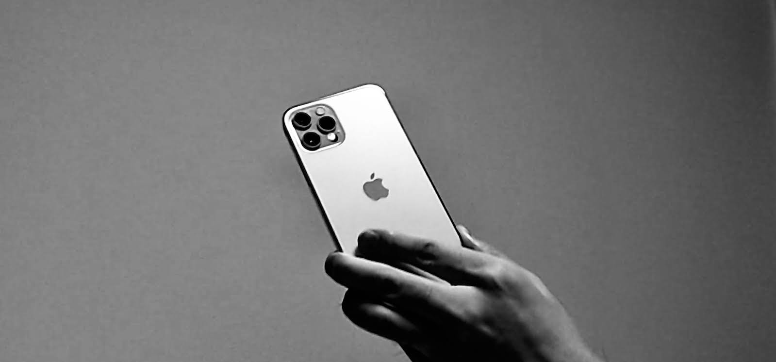 iphone and hand